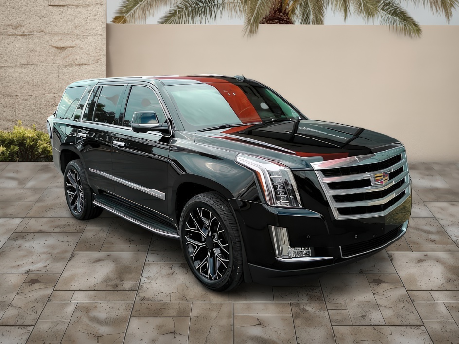 2016 Cadillac Escalade Luxury photo 2