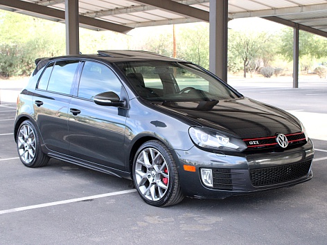 2013 Volkswagen GTI Driver's Edition's photo