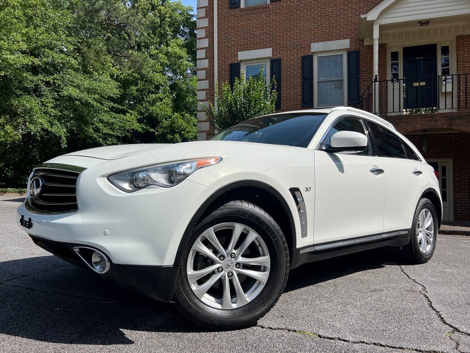 2015 Infiniti QX70 Base