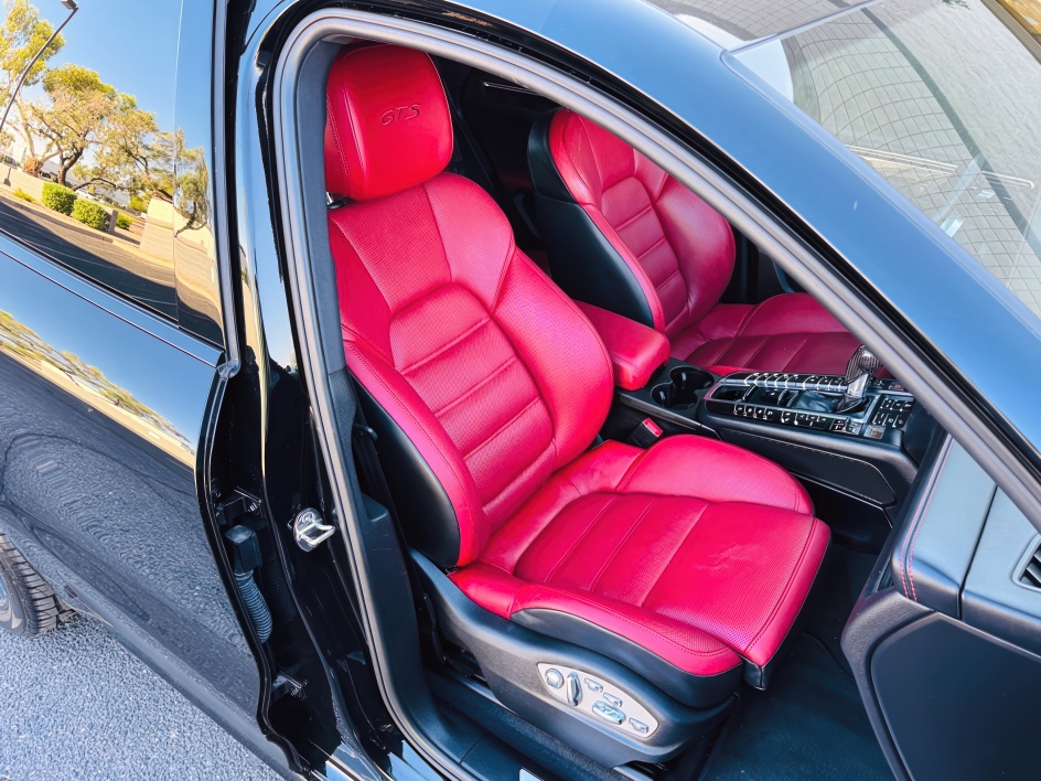 2018 Porsche Macan GTS photo 10