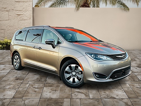 2017 Chrysler Pacifica Hybrid Platinum