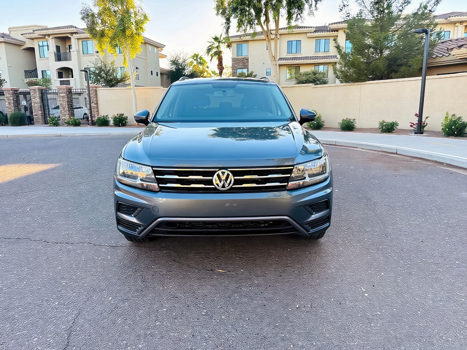 2020 Volkswagen Tiguan S photo 3