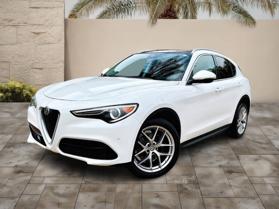 2018 Alfa Romeo Stelvio Ti photo 2