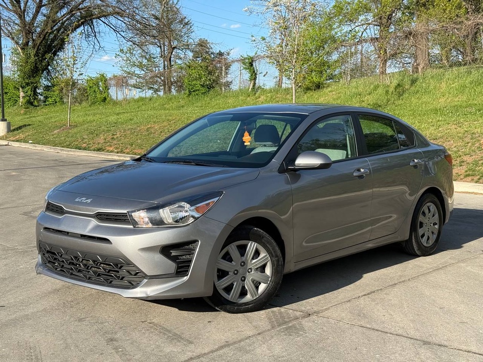 2023 Kia Rio S iVT's photo