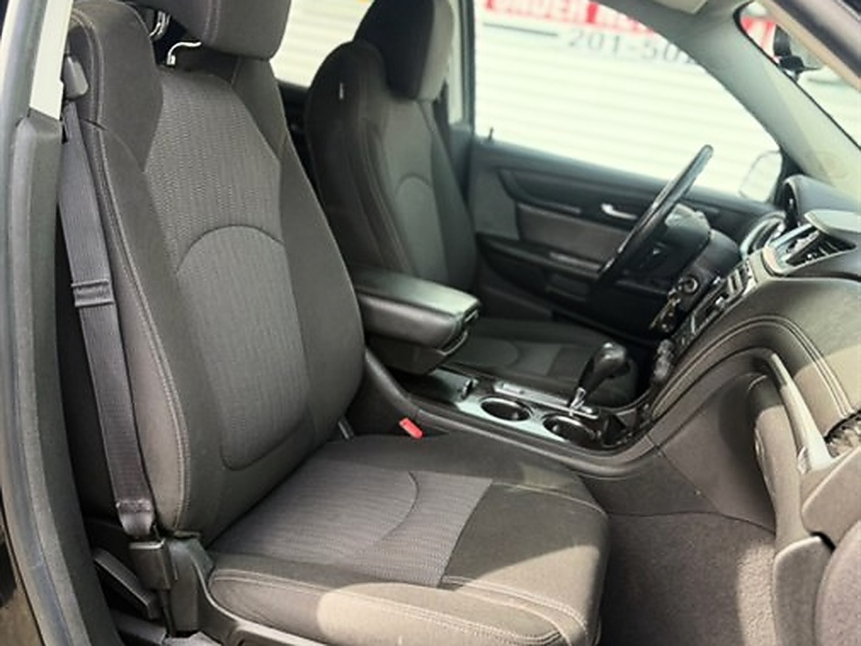 2017 Chevrolet Traverse 14