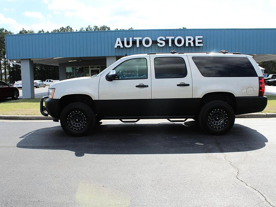 2014 Chevrolet Suburban 4WD 1500 LTZ's photo