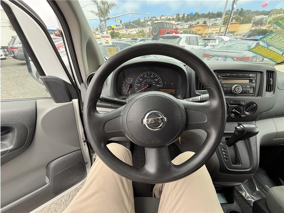 2017 Nissan NV200 S - Photo 14