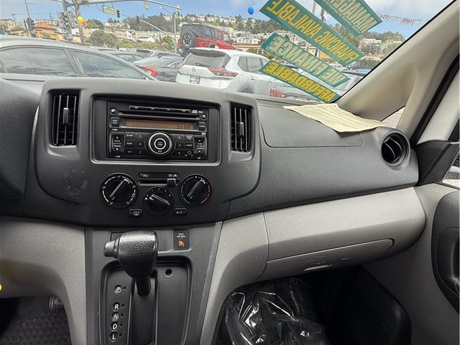 2017 Nissan NV200 S - Photo 13
