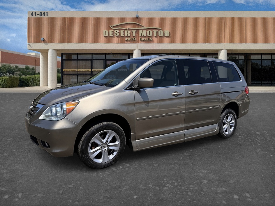 2010 Honda Odyssey Touring's photo