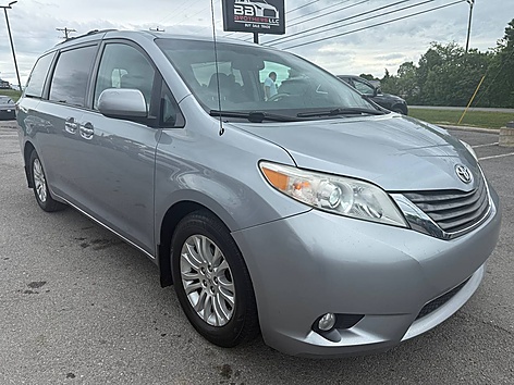 2011 Toyota Sienna XLE