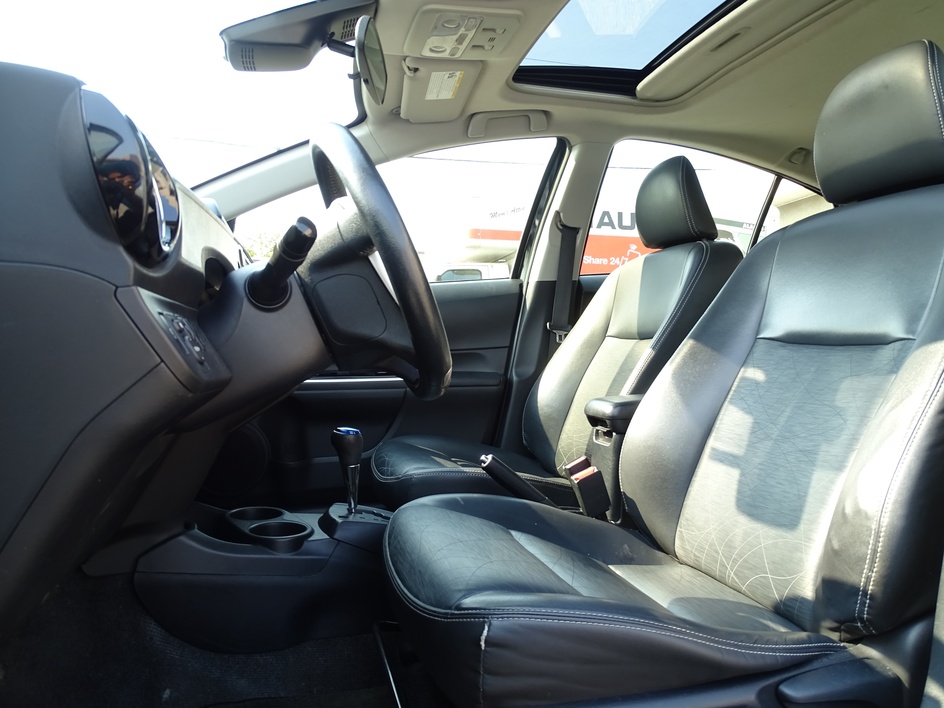 2017 TOYOTA PRIUS C FOUR