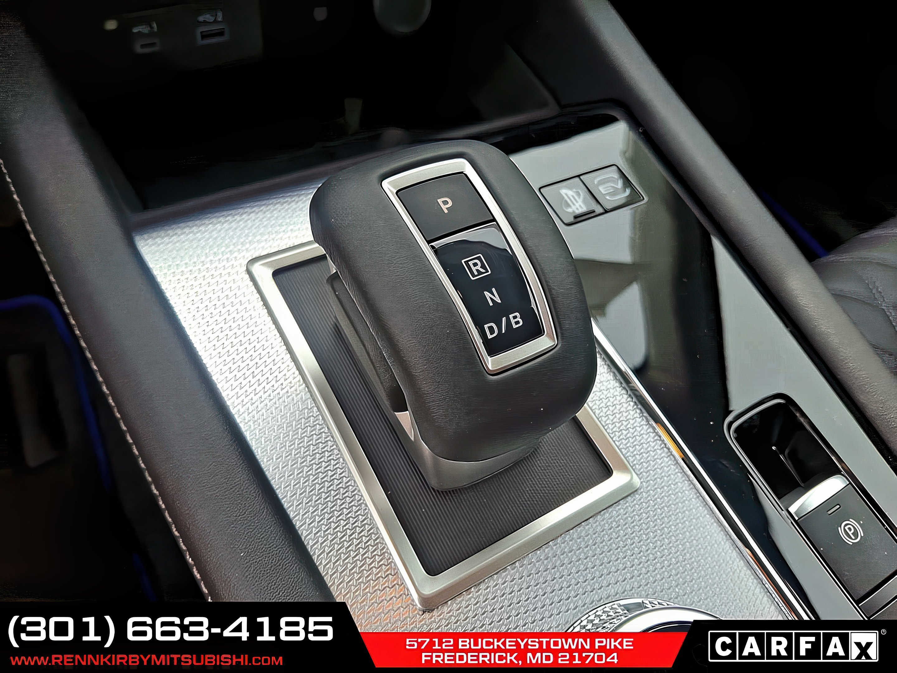 2025 Mitsubishi Outlander Plug-in Hybrid SEL - Photo 13