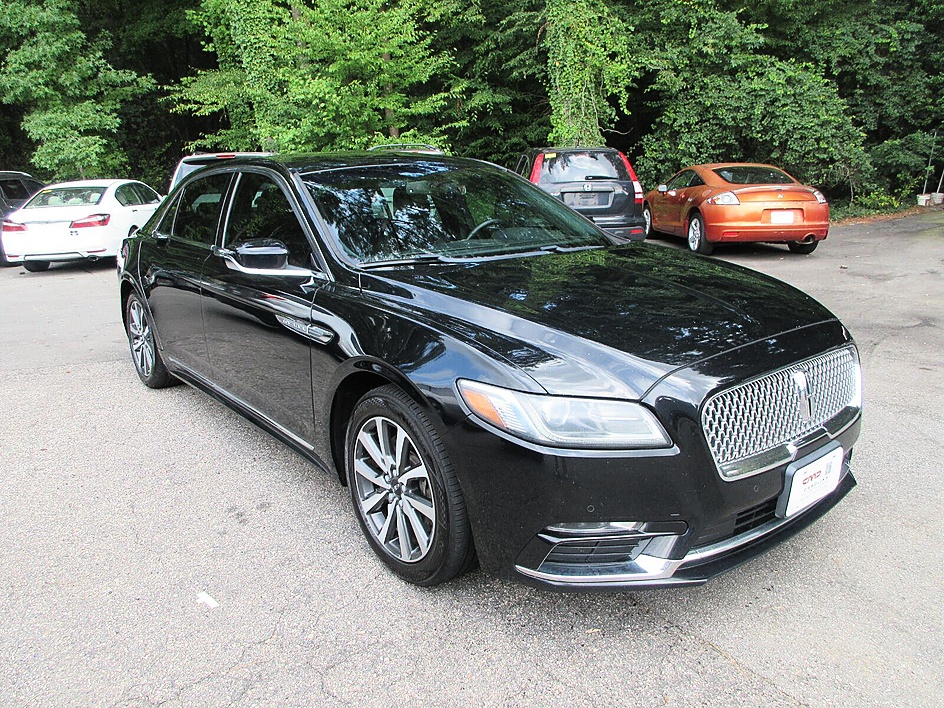 Lincoln Continental photo 3