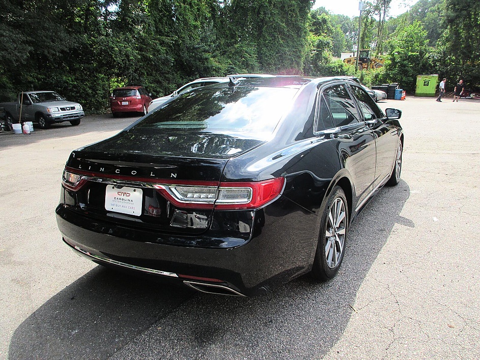 Lincoln Continental photo 5