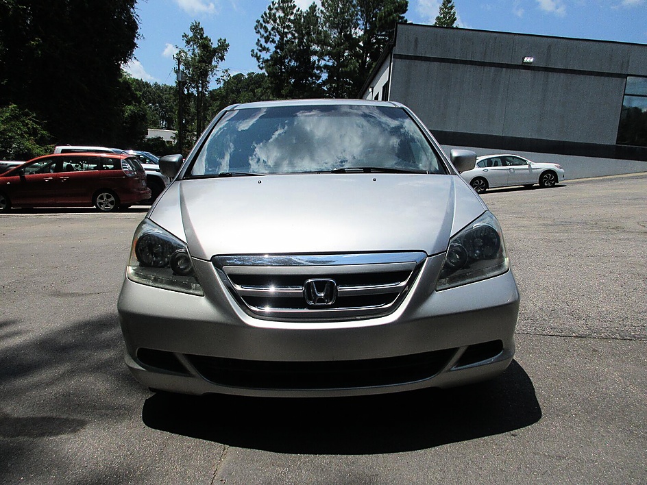 Honda Odyssey photo 2