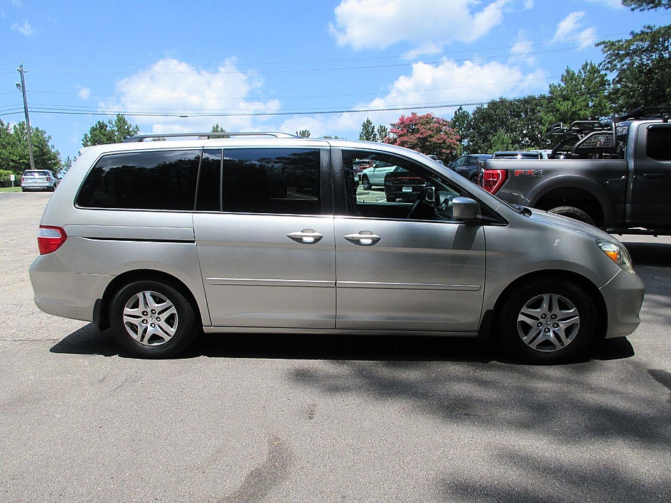 Honda Odyssey photo 4