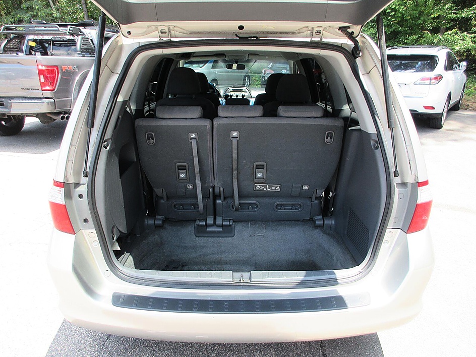Honda Odyssey photo 7