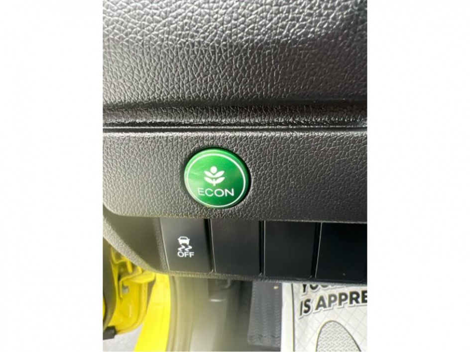 2016 Honda Fit LX - Photo 15