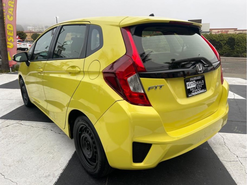 2016 Honda Fit LX - Photo 6