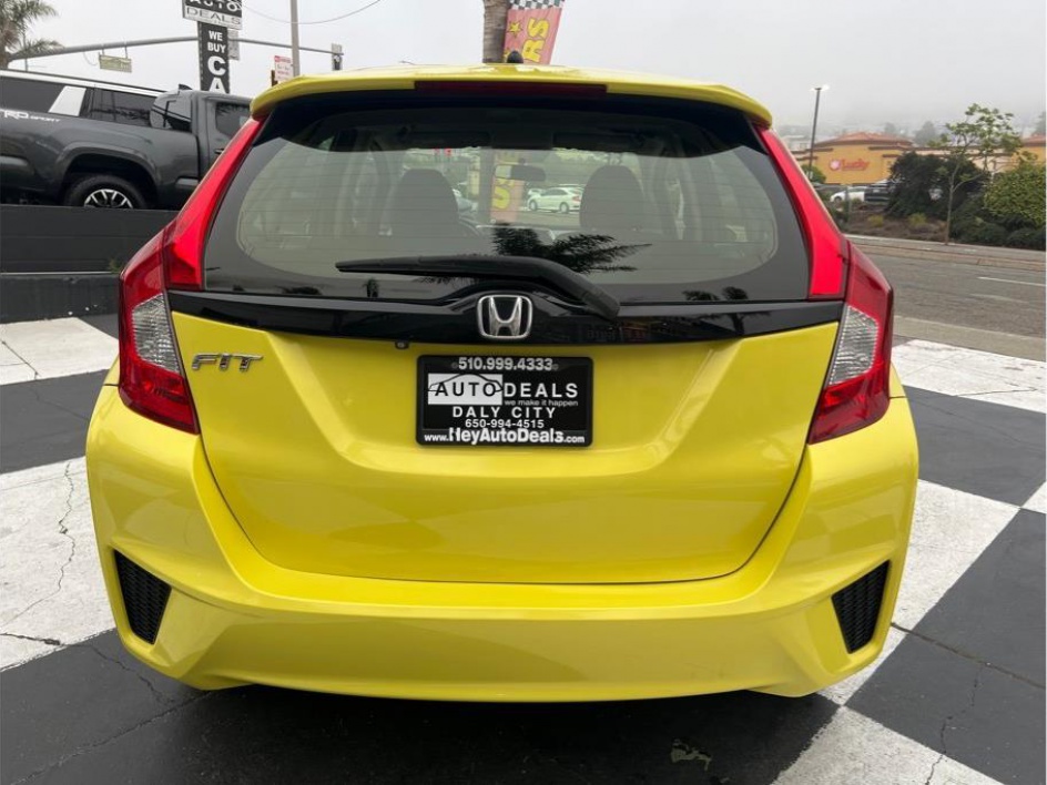 2016 Honda Fit LX - Photo 8