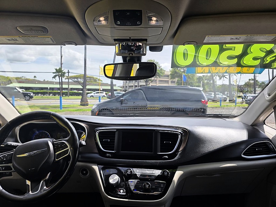 2019 Chrysler Pacifica Touring L - Photo 14