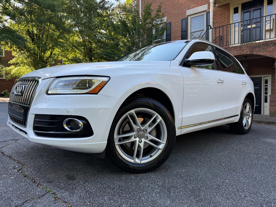 2016 Audi Q5 2.0T quattro tiptronic Premium Plus's photo