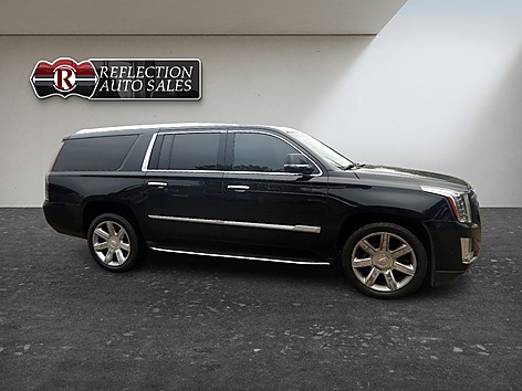 2019 Cadillac Escalade ESV AWD Luxury's photo