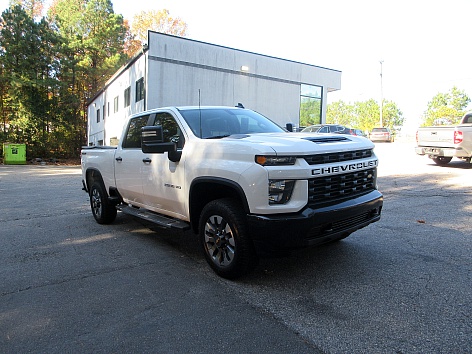 2023 Chevrolet Silverado 2500HD Custom's photo