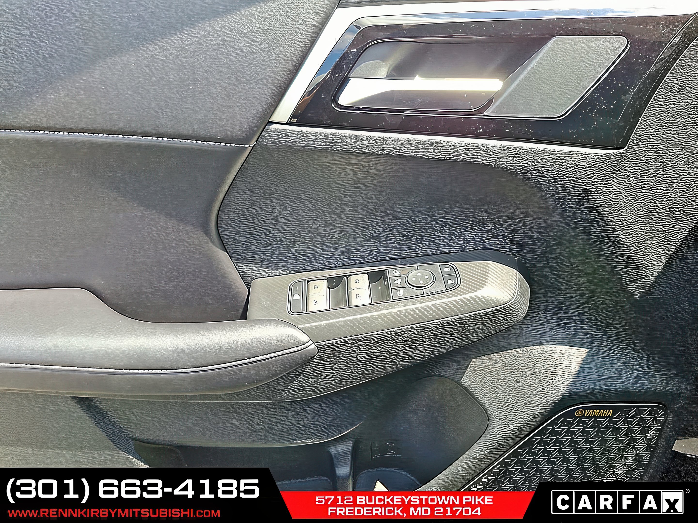 2025 Mitsubishi Outlander SE - Photo 12