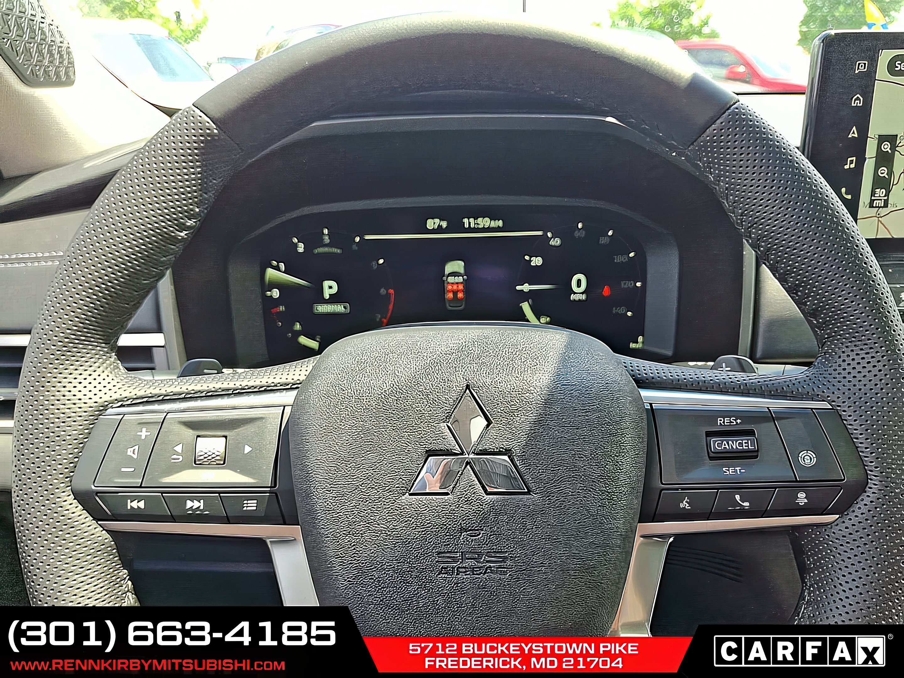 2025 Mitsubishi Outlander SE - Photo 18