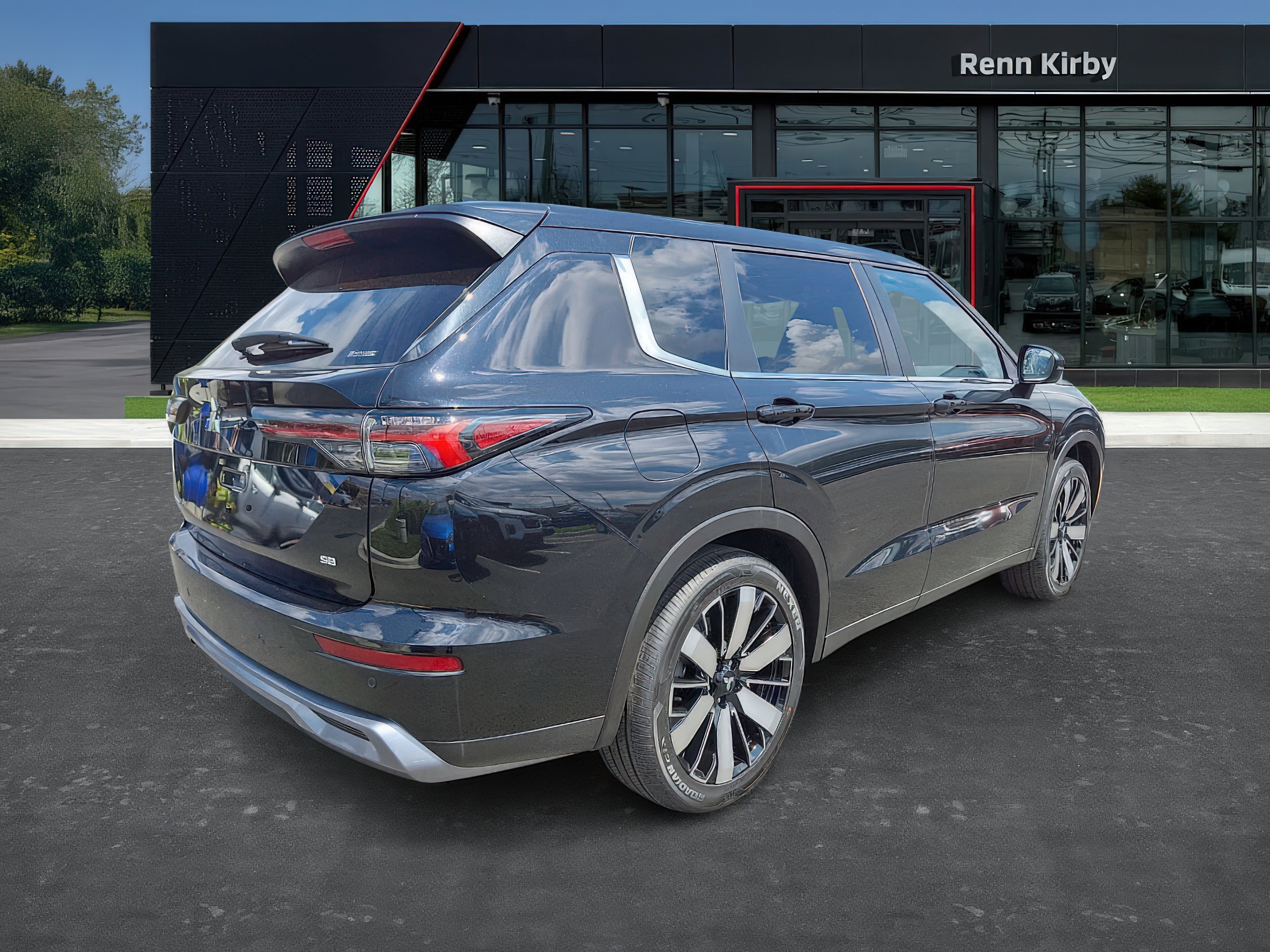 2025 Mitsubishi Outlander SE - Photo 7