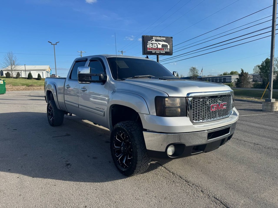 2011 GMC Sierra 4WD Crew Cab 6.5ft SLT's photo