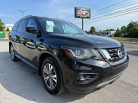 2018 Nissan Pathfinder S 2WD's photo