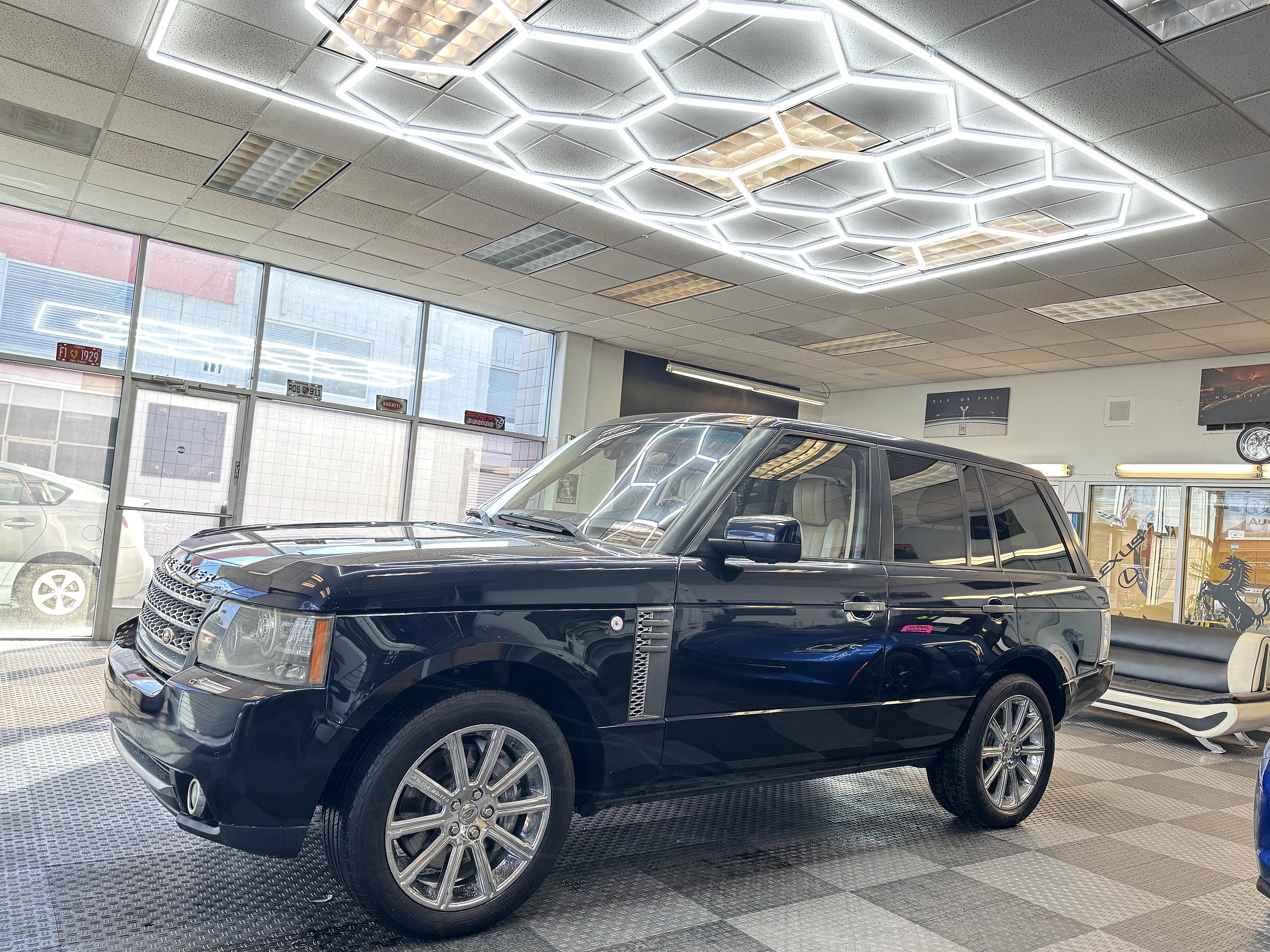 2010 Land Rover Range Rover Supercharged's photo