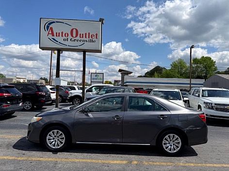 2014 Toyota Camry LE