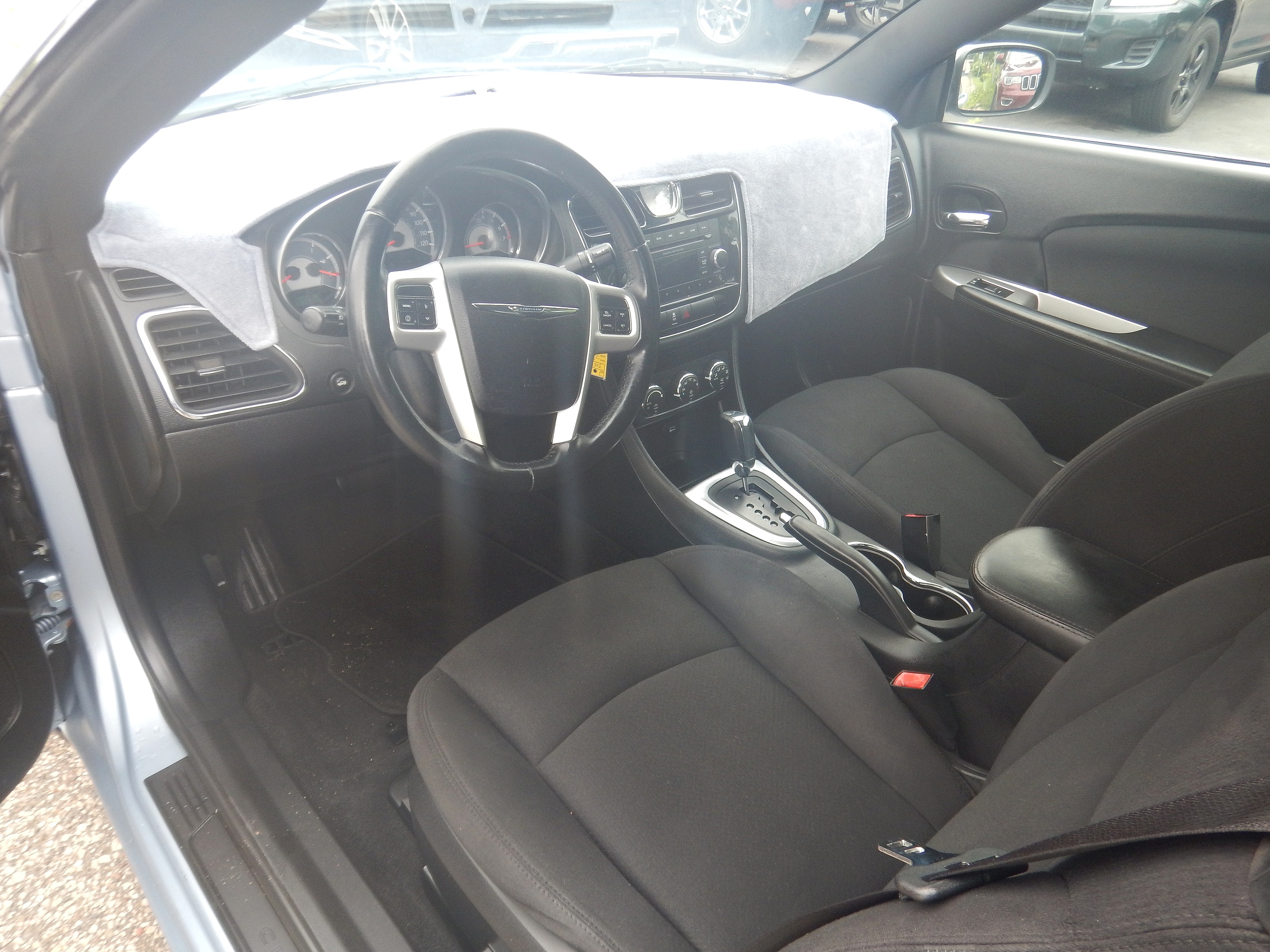 2012 Chrysler 200 Touring - Photo 20