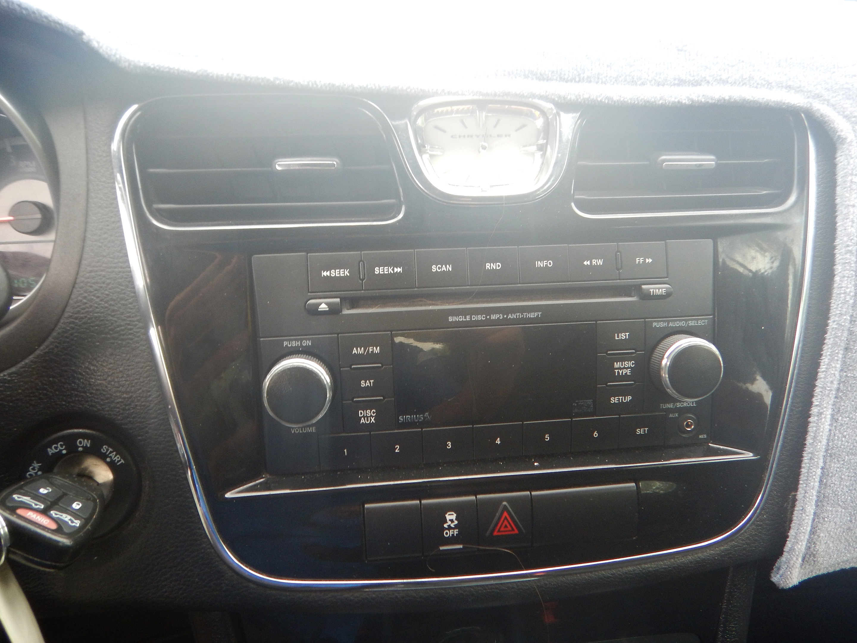2012 Chrysler 200 Touring - Photo 22