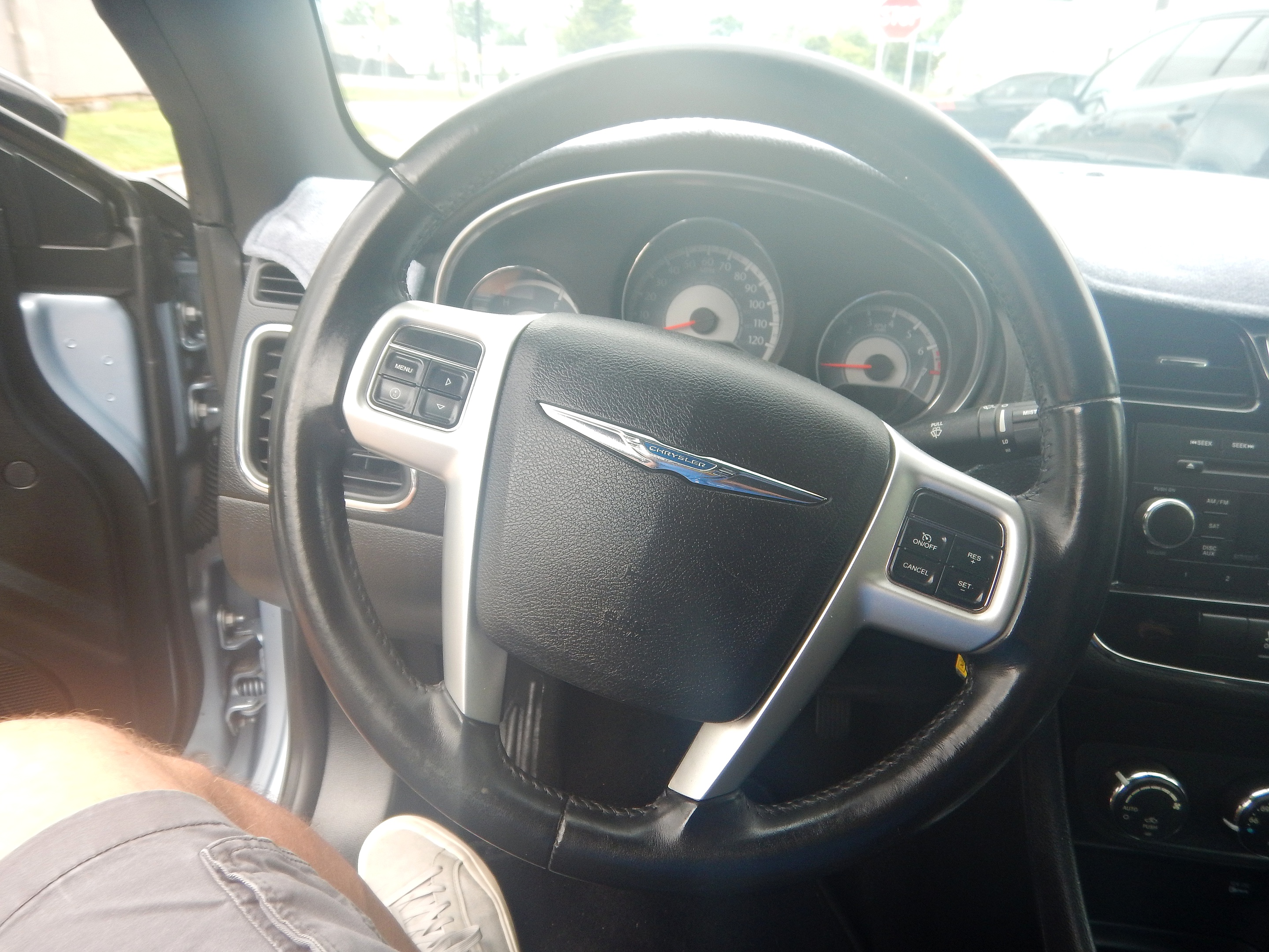 2012 Chrysler 200 Touring - Photo 24