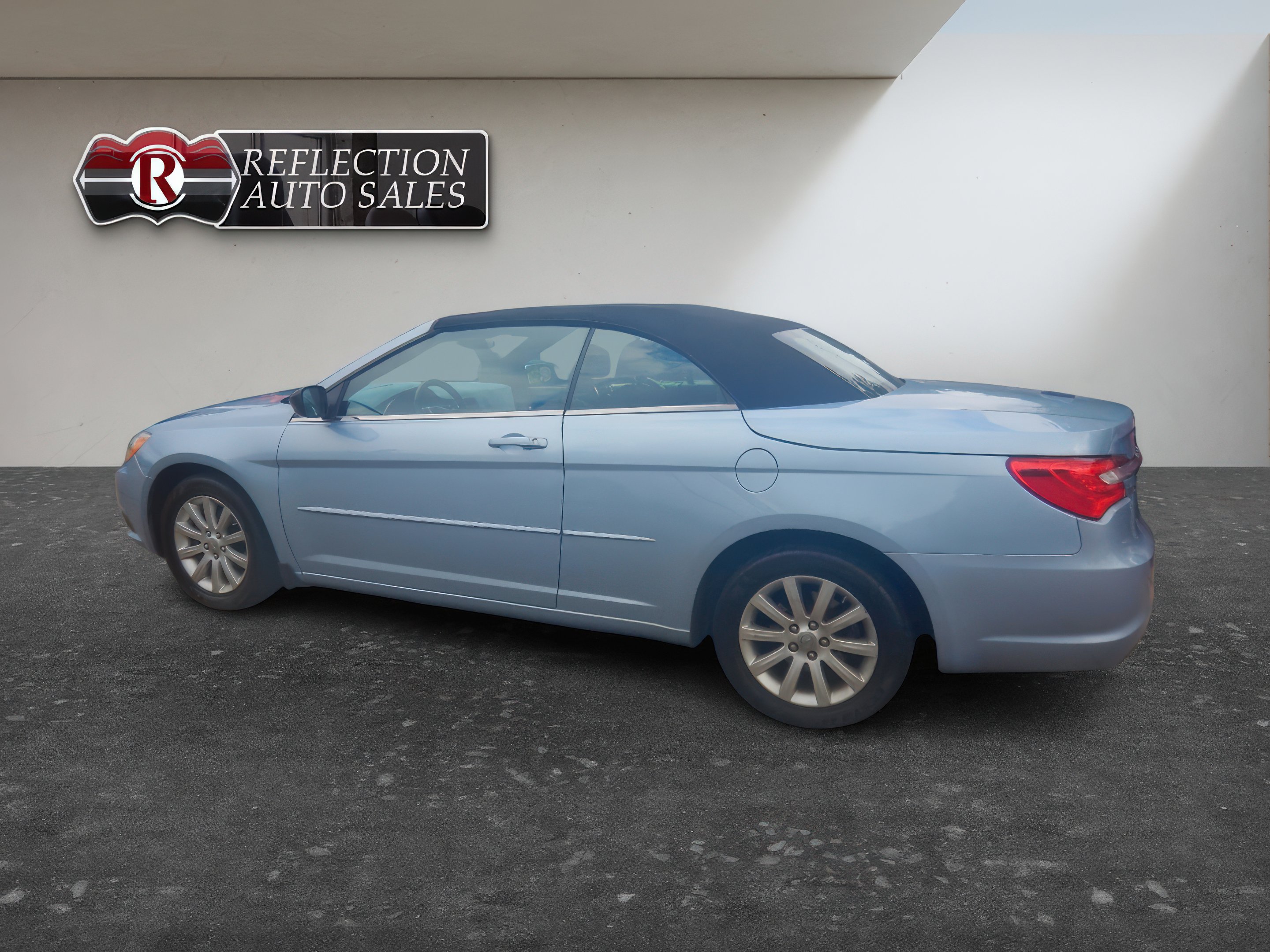 2012 Chrysler 200 Touring - Photo 6