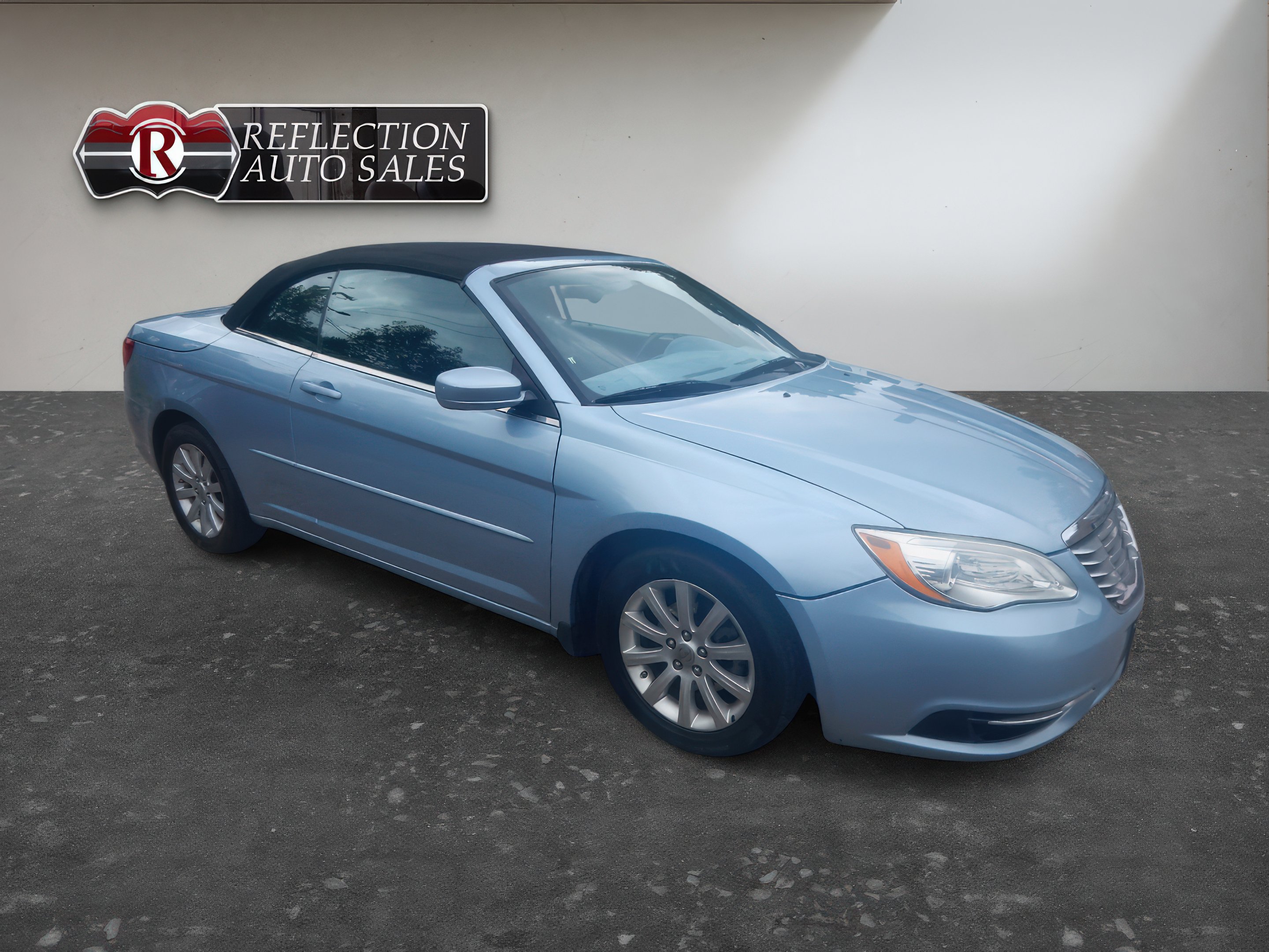 2012 Chrysler 200 Touring - Photo 8