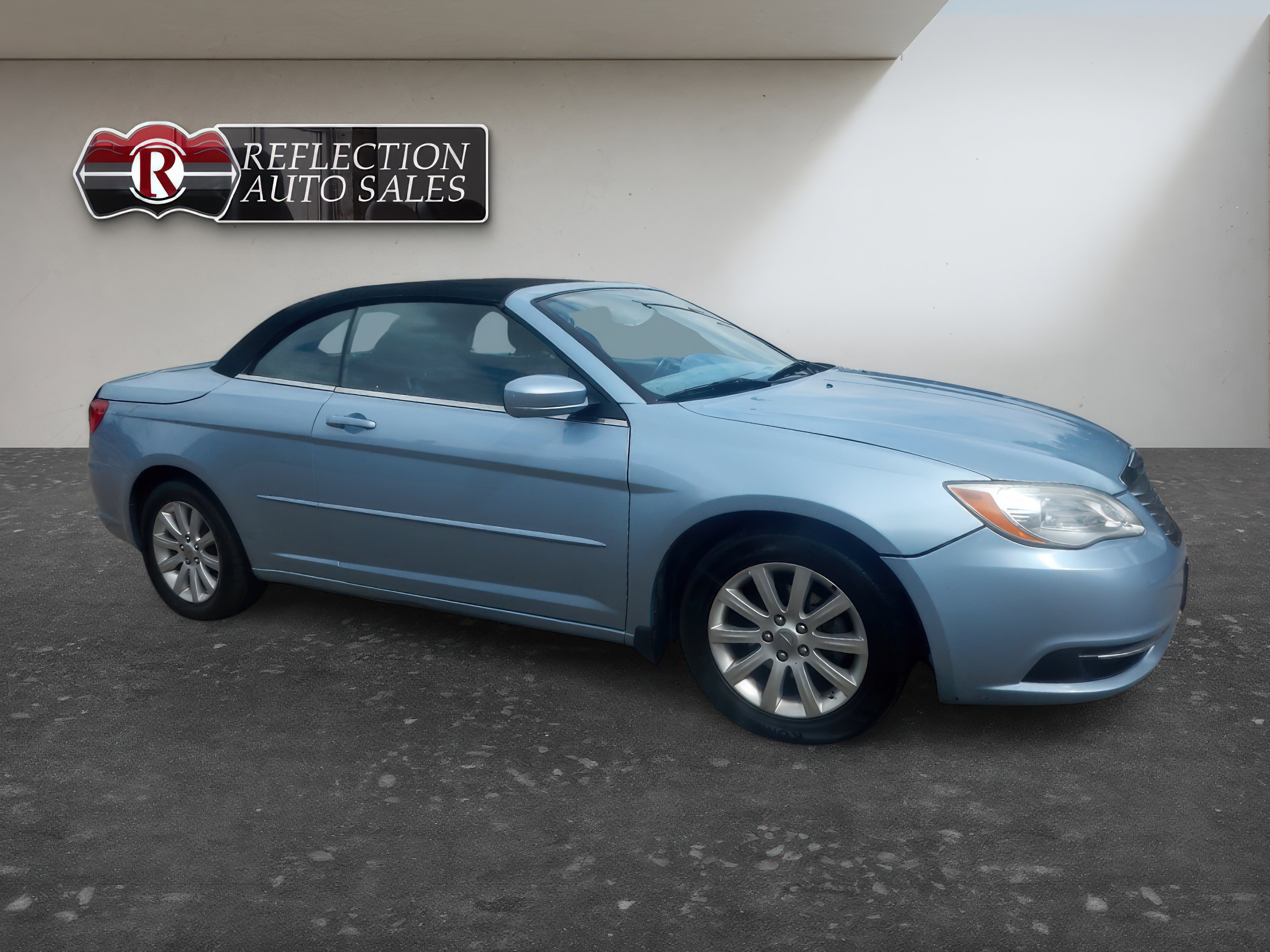 2012 Chrysler 200 Touring - Photo 34
