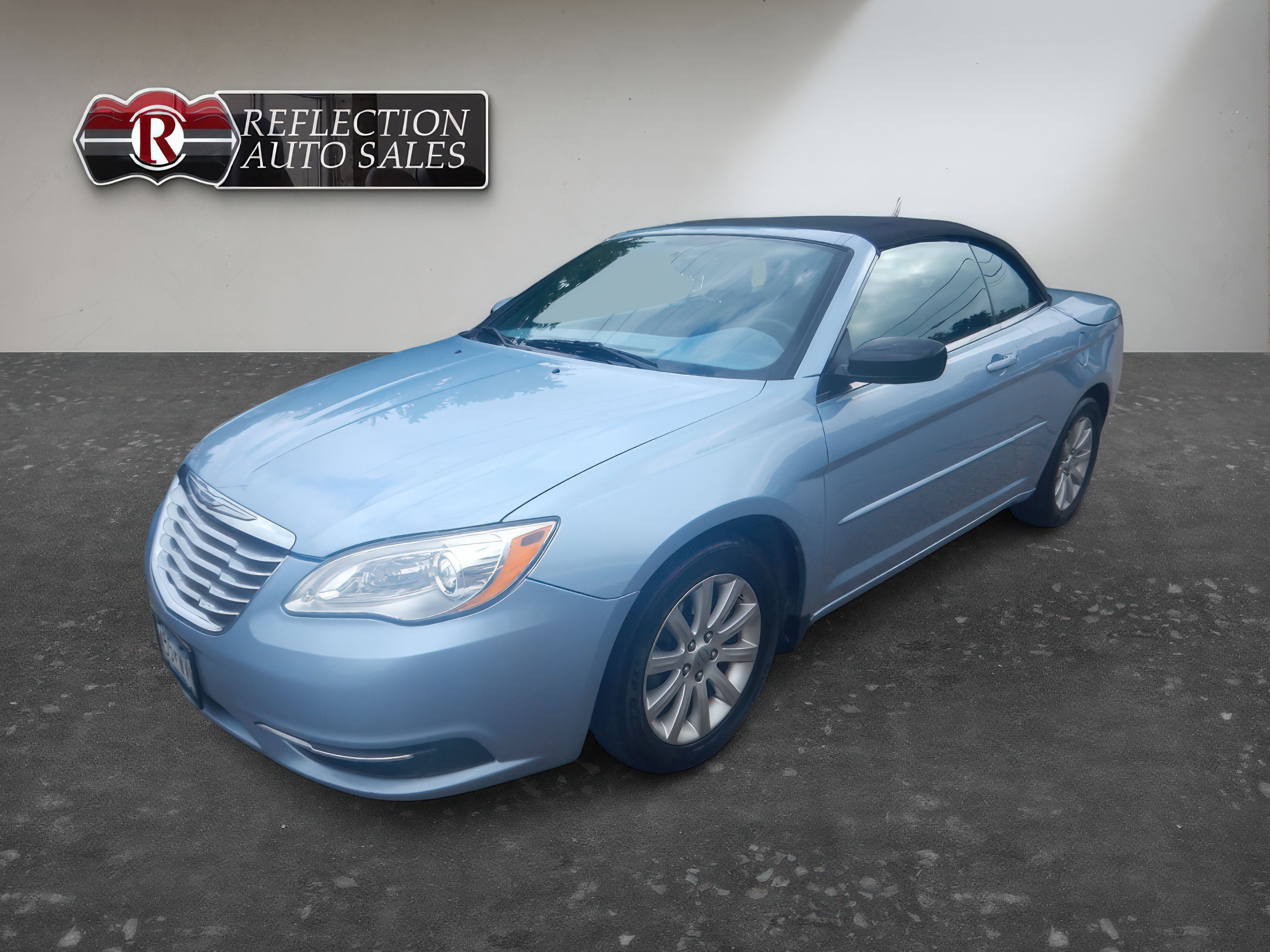 2012 Chrysler 200 Touring - Photo 7