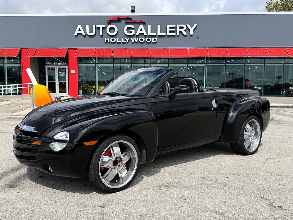 2004 Chevrolet SSR LS