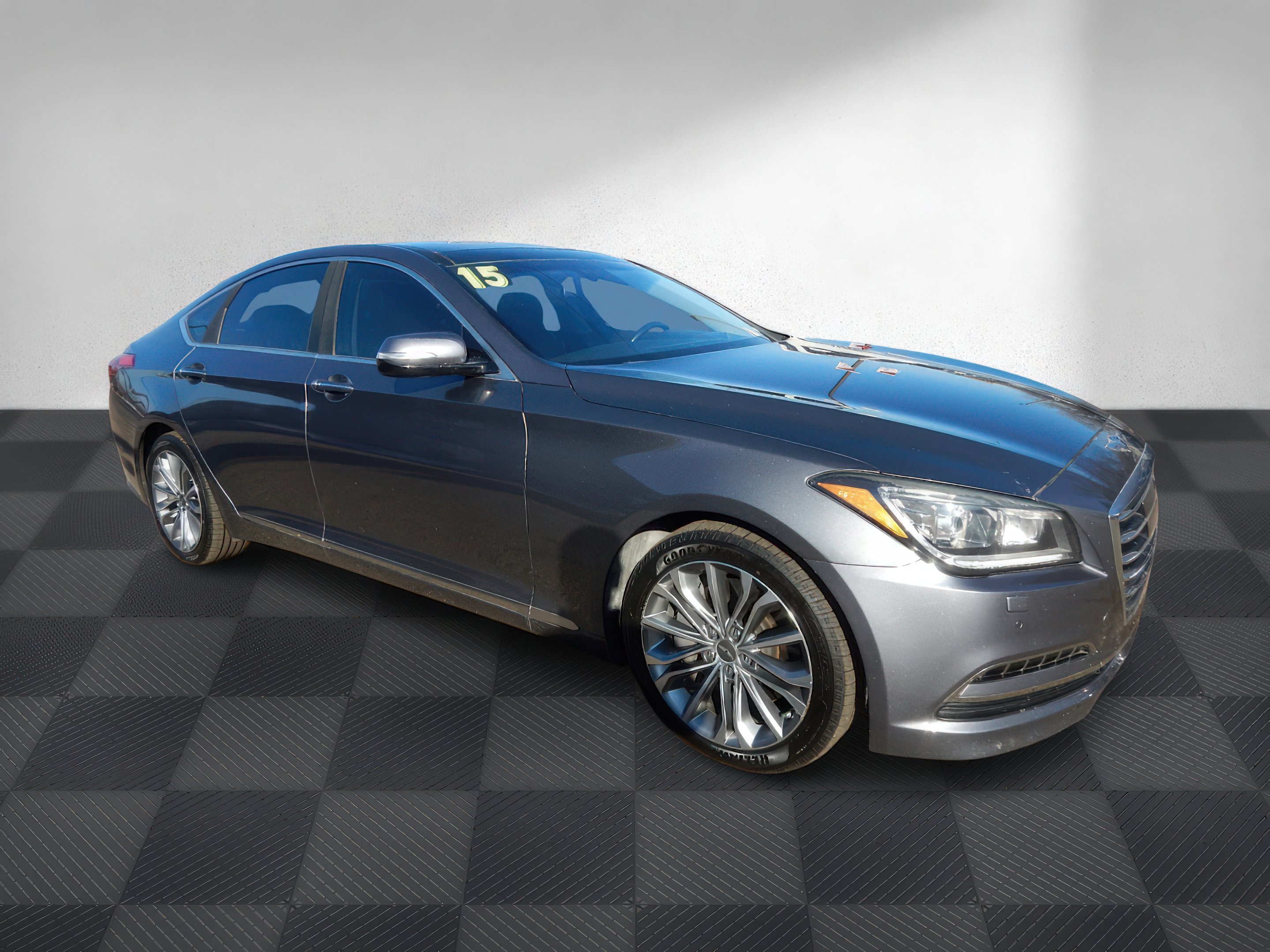 2015 Hyundai Genesis 3.8 AWD's photo