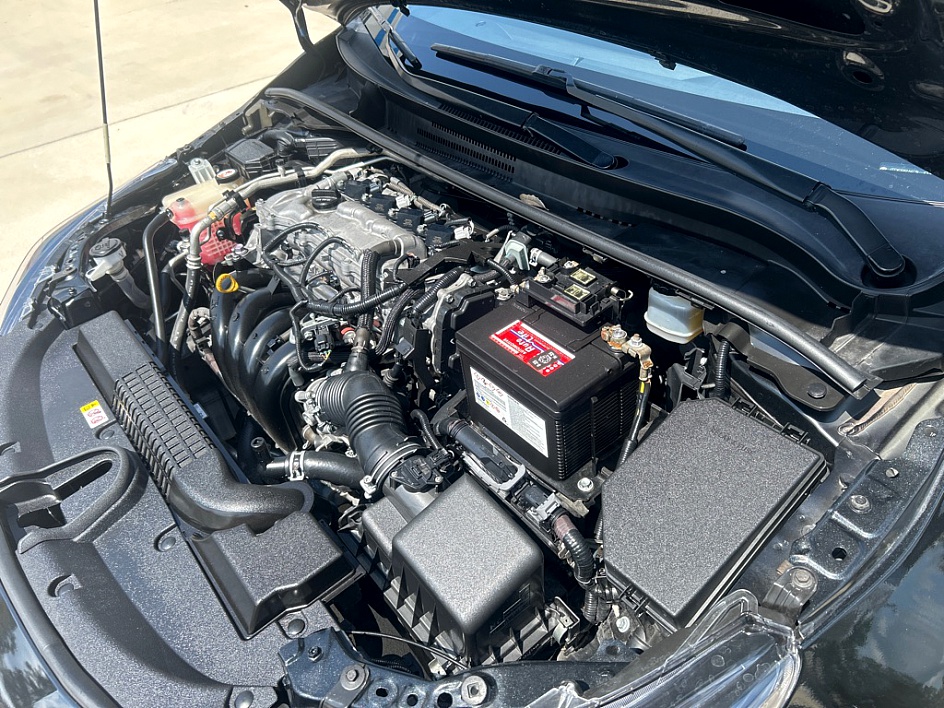 2020 Toyota Corolla LE - Photo 18