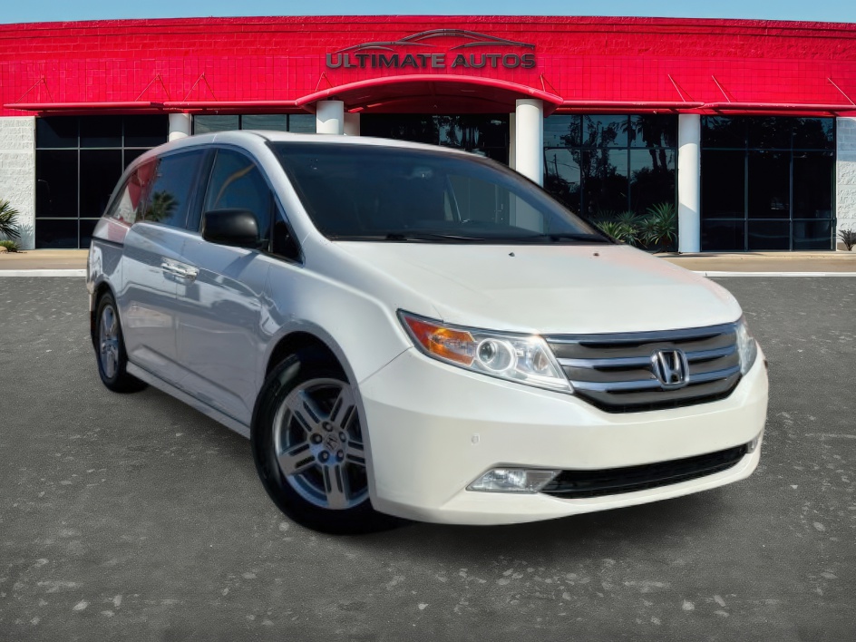 2012 Honda Odyssey Touring Elite's photo