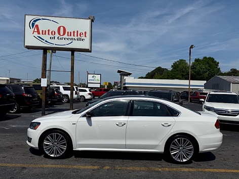2014 Volkswagen Passat Sport