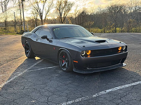 2016 Dodge Challenger SRT