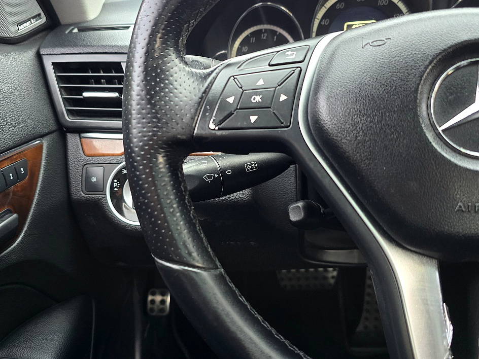 2012 Mercedes-Benz E-Class E350 - Photo 8