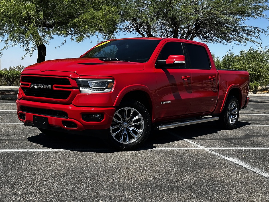 2020 RAM 1500 Laramie 4x4 Crew Cab 5'7's photo